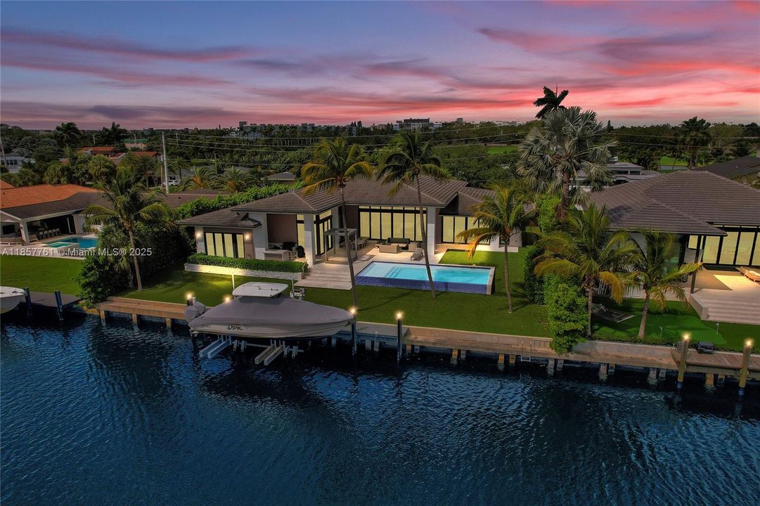 En Venta: $6,333,000 (5 camas, 7 baños, 4644 Pies cuadrados)