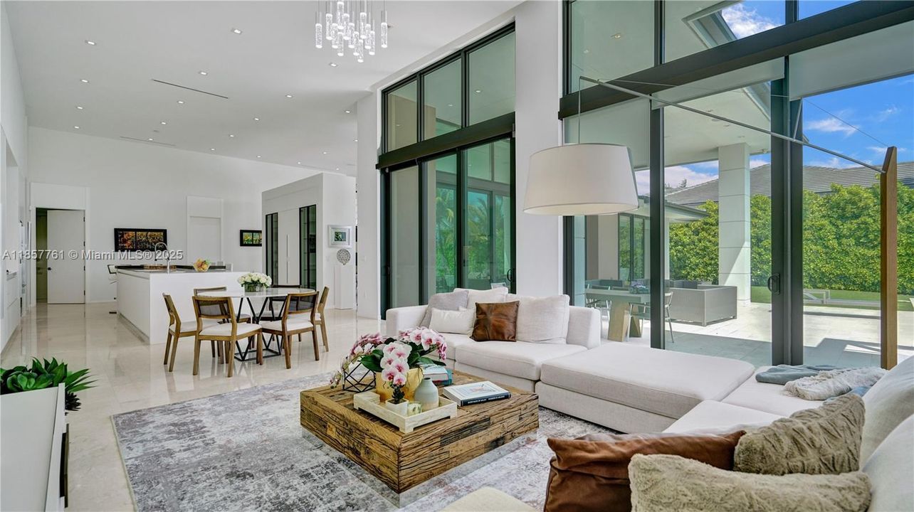 En Venta: $6,333,000 (5 camas, 7 baños, 4644 Pies cuadrados)