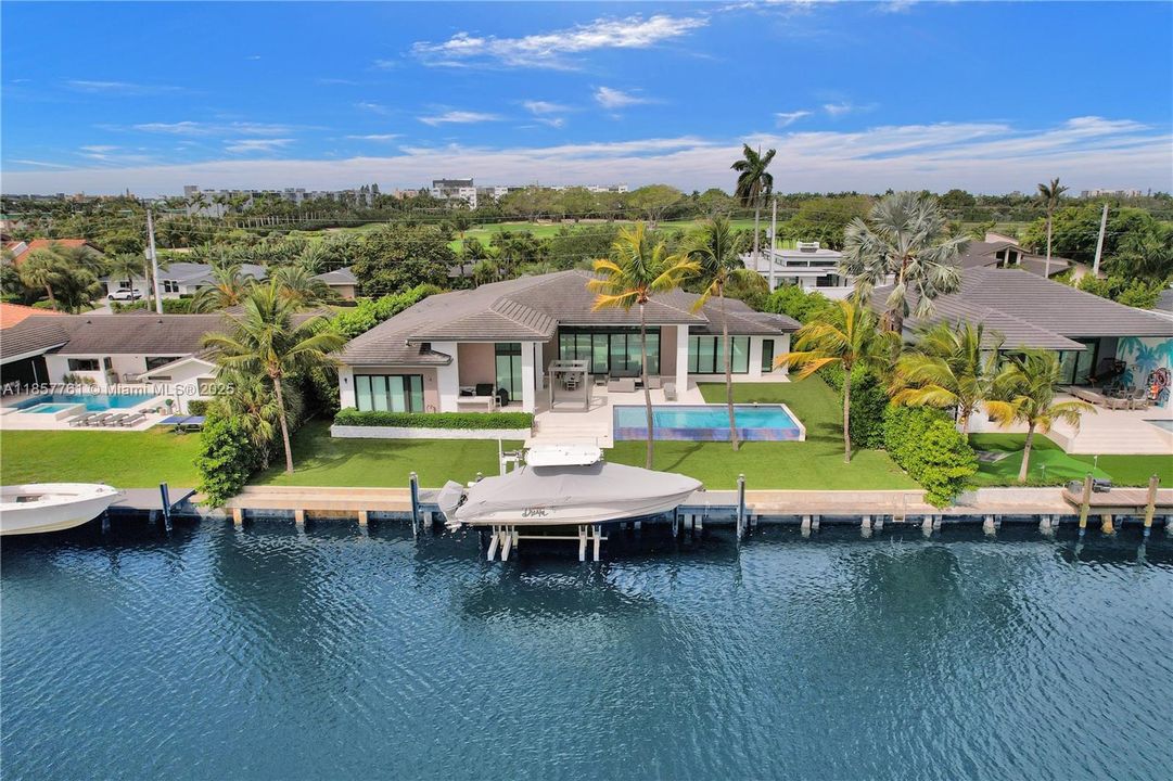 En Venta: $6,333,000 (5 camas, 7 baños, 4644 Pies cuadrados)