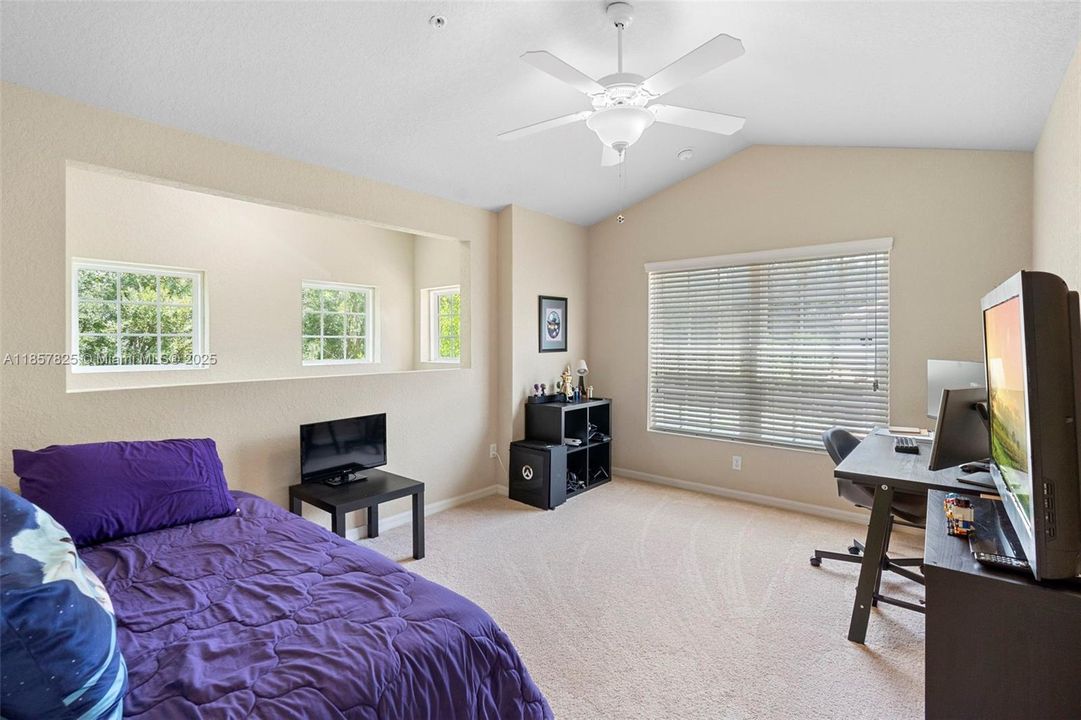 den/office/3rd bedroom