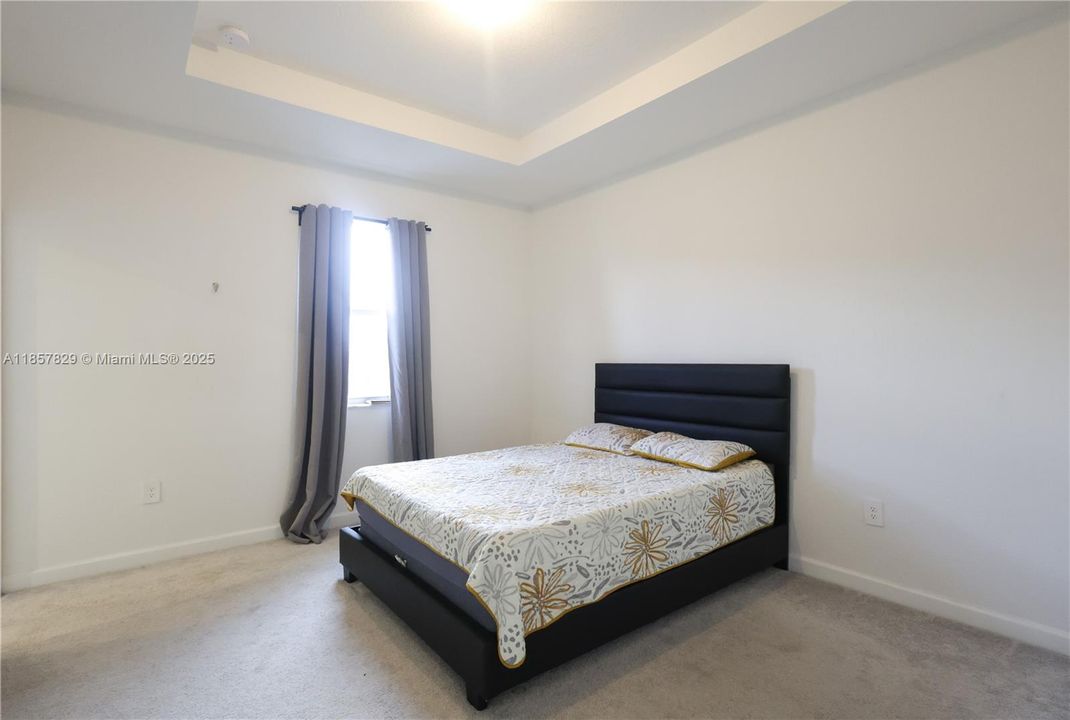 For Sale: $398,990 (3 beds, 2 baths, 1648 Square Feet)