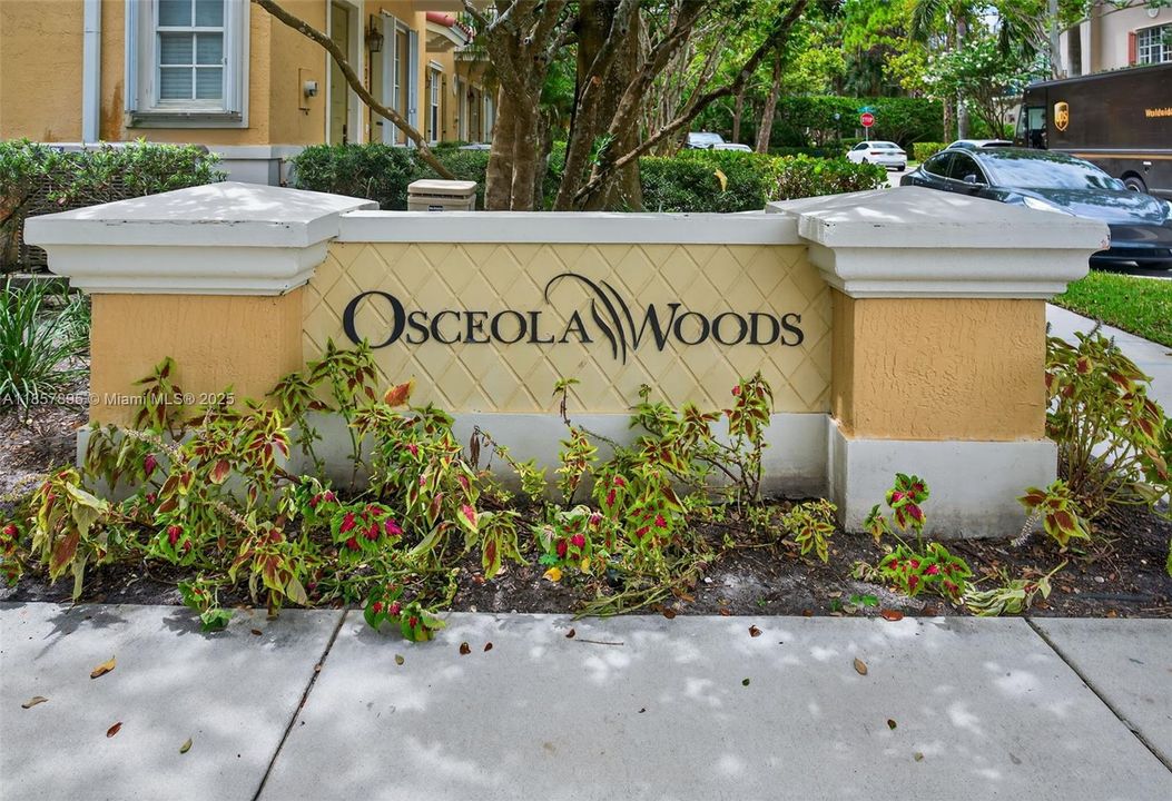 Недавно продано: $479,000 (3 спален, 2 ванн, 1839 Квадратных фут)