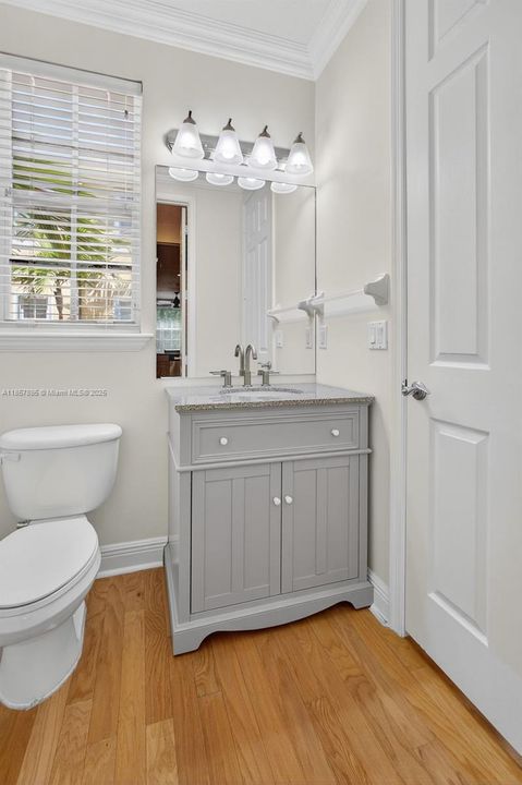 Недавно продано: $479,000 (3 спален, 2 ванн, 1839 Квадратных фут)