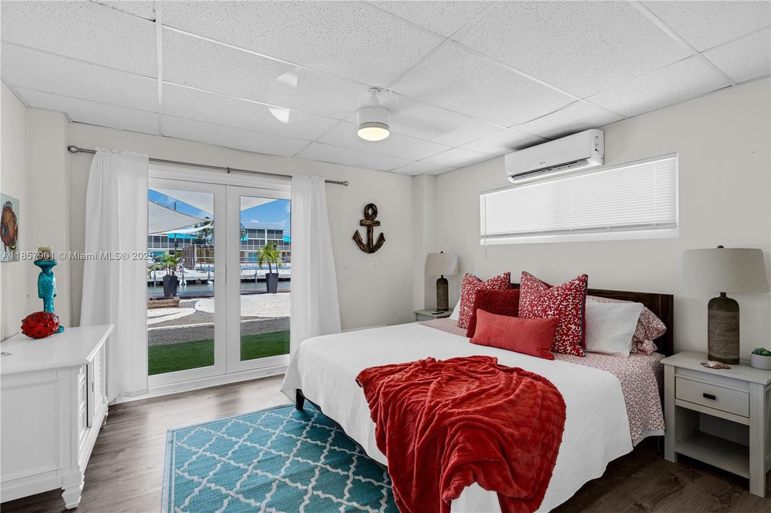 Recently Sold: $1,699,999 (3 beds, 3 baths, 1066 Square Feet)