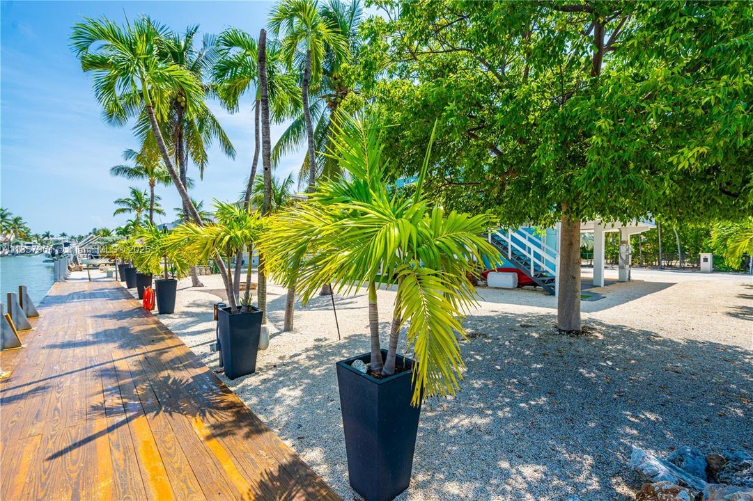 Recently Sold: $1,699,999 (3 beds, 3 baths, 1066 Square Feet)