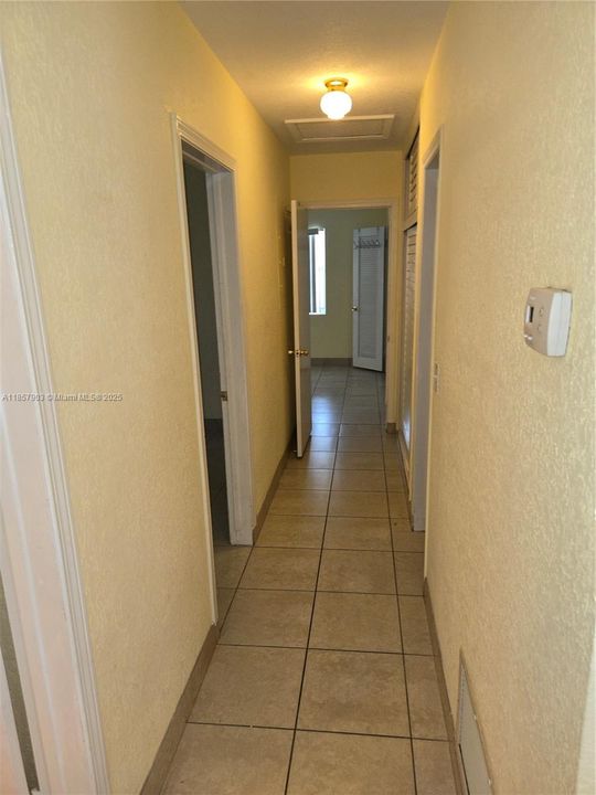 En Renta: $4,195 (4 camas, 2 baños, 2293 Pies cuadrados)