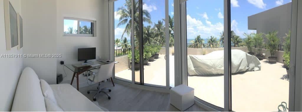 For Rent: $28,000 (5 beds, 5 baths, 3050 Square Feet)