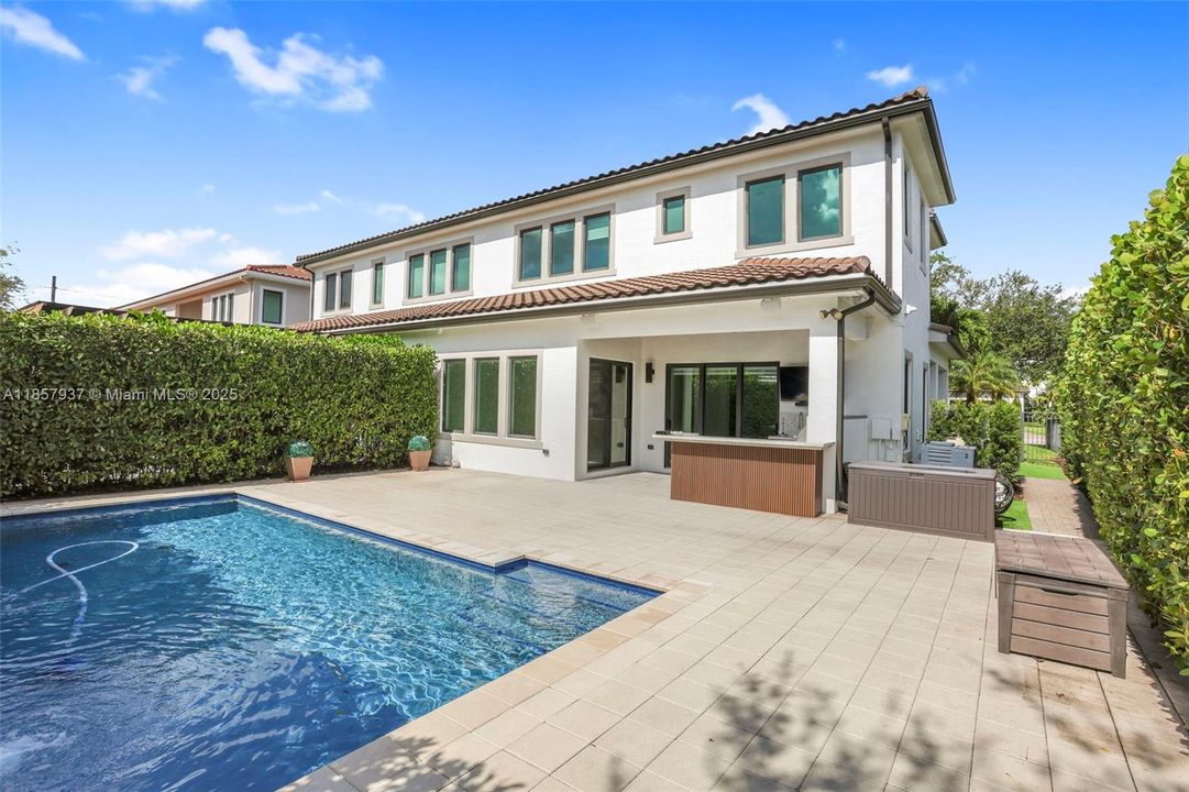 Active With Contract: $1,685,000 (5 beds, 4 baths, 2909 Square Feet)