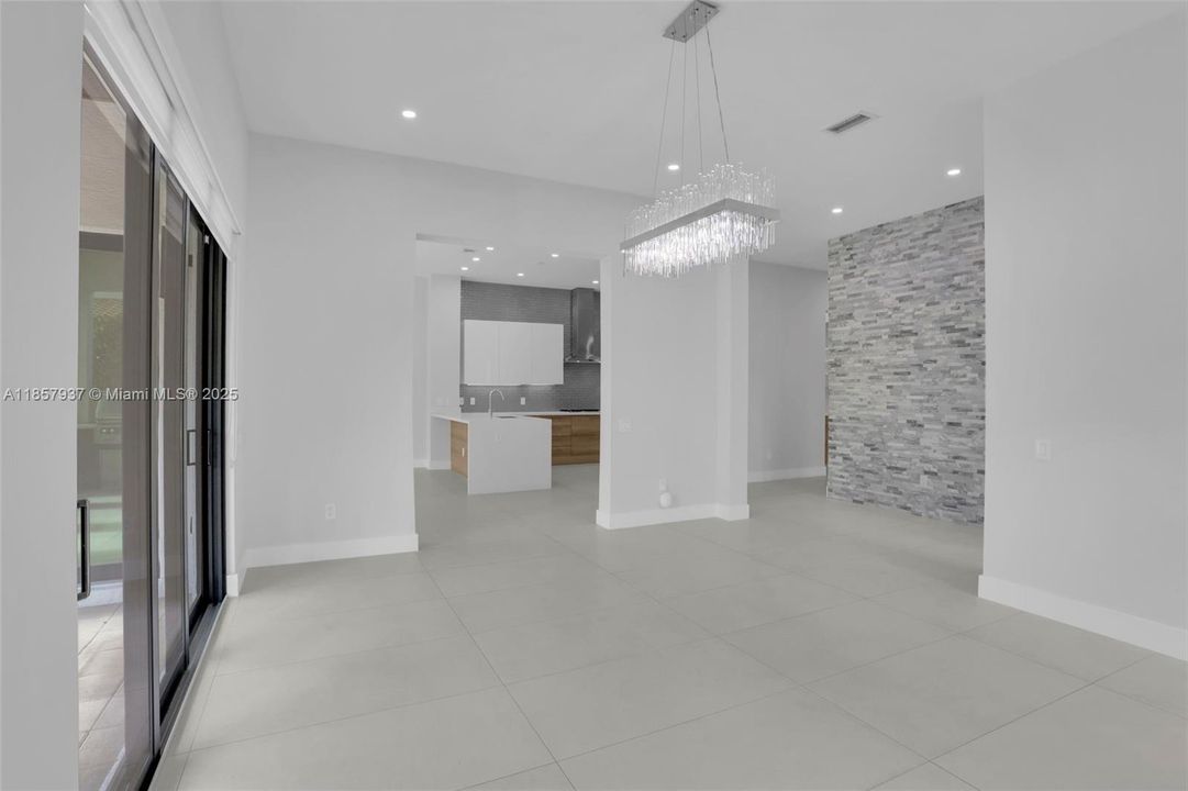 Active With Contract: $1,685,000 (5 beds, 4 baths, 2909 Square Feet)