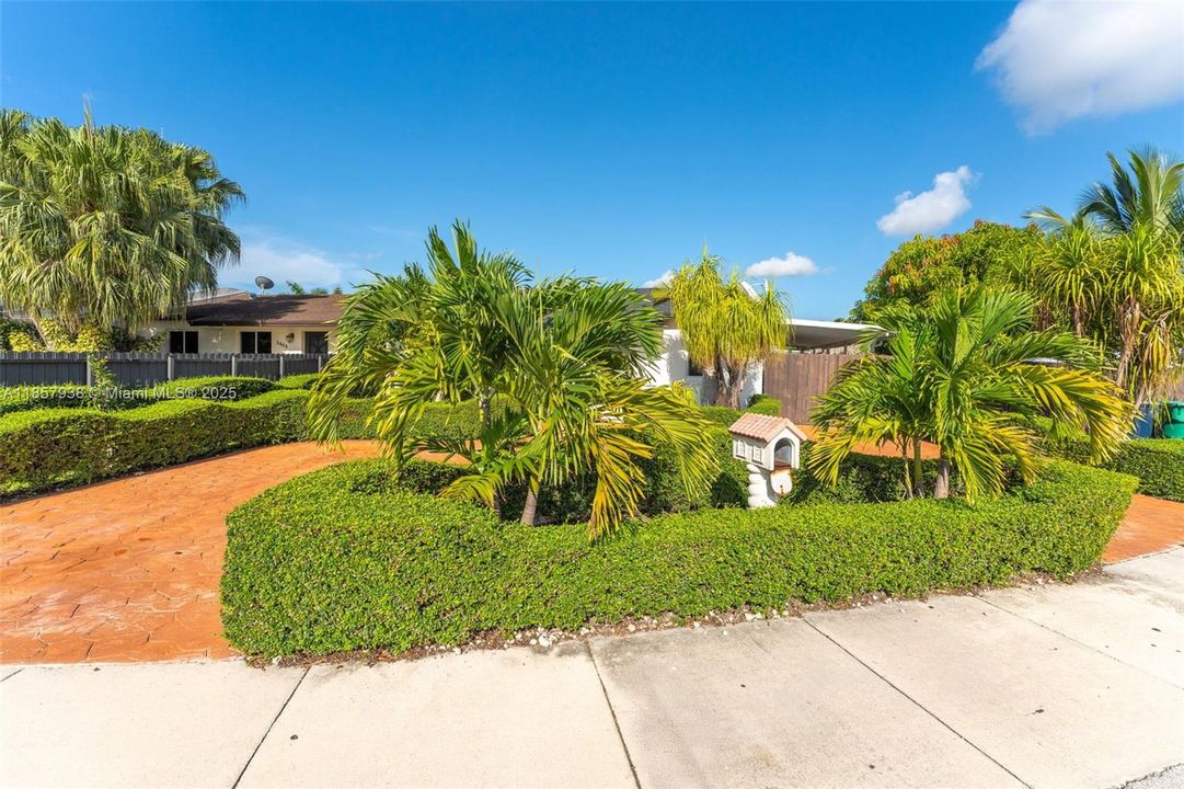 Recently Sold: $549,900 (2 beds, 2 baths, 1015 Square Feet)