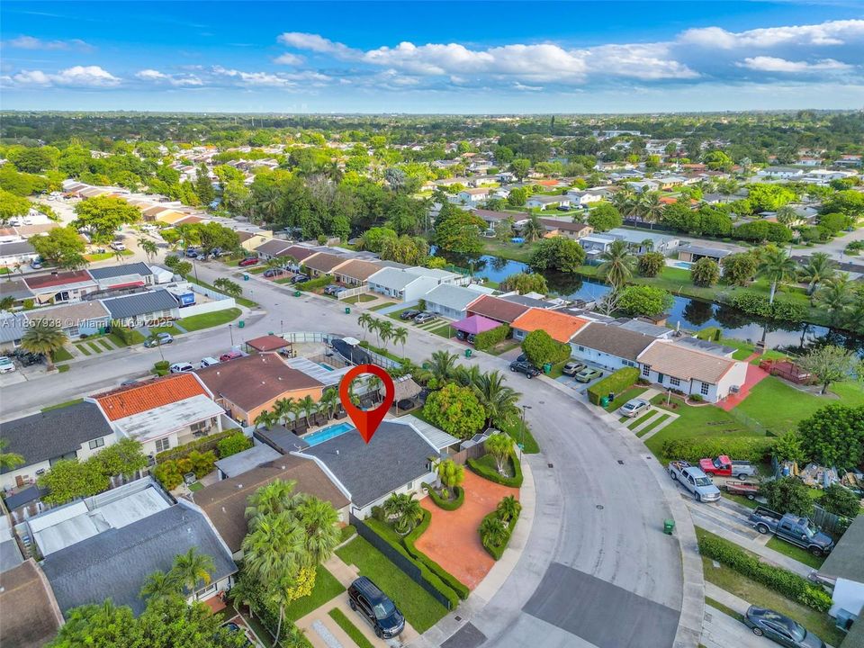 Recently Sold: $549,900 (2 beds, 2 baths, 1015 Square Feet)