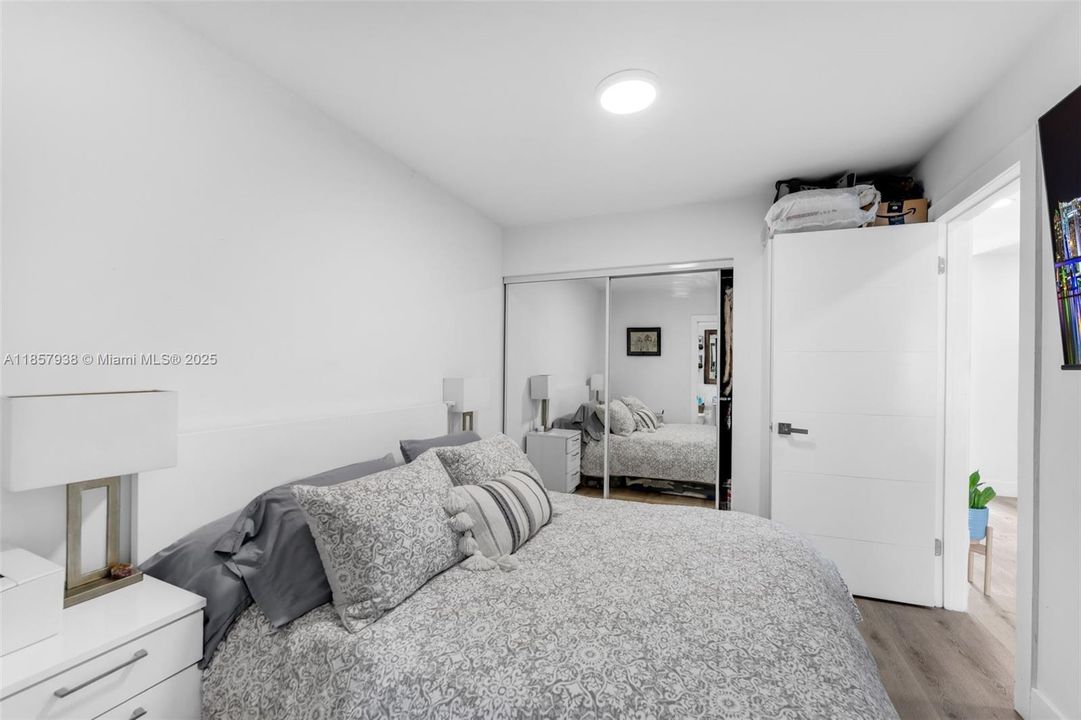 Recently Sold: $549,900 (2 beds, 2 baths, 1015 Square Feet)