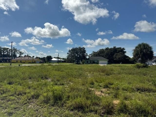 Vendido Recientemente: $15,000 (0.26 acres)