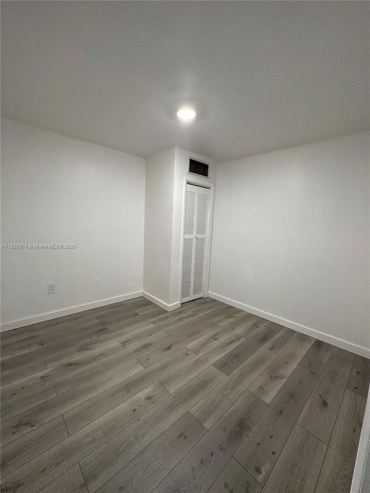 合同活跃: $1,299,000 (0 贝兹, 0 浴室, 0 平方英尺)