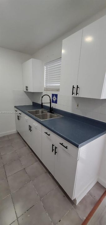 合同活跃: $1,299,000 (0 贝兹, 0 浴室, 0 平方英尺)