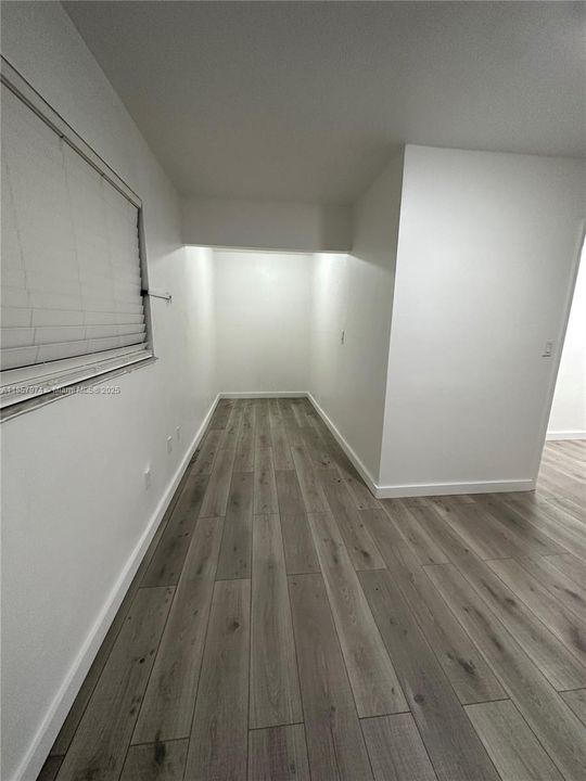 合同活跃: $1,299,000 (0 贝兹, 0 浴室, 0 平方英尺)