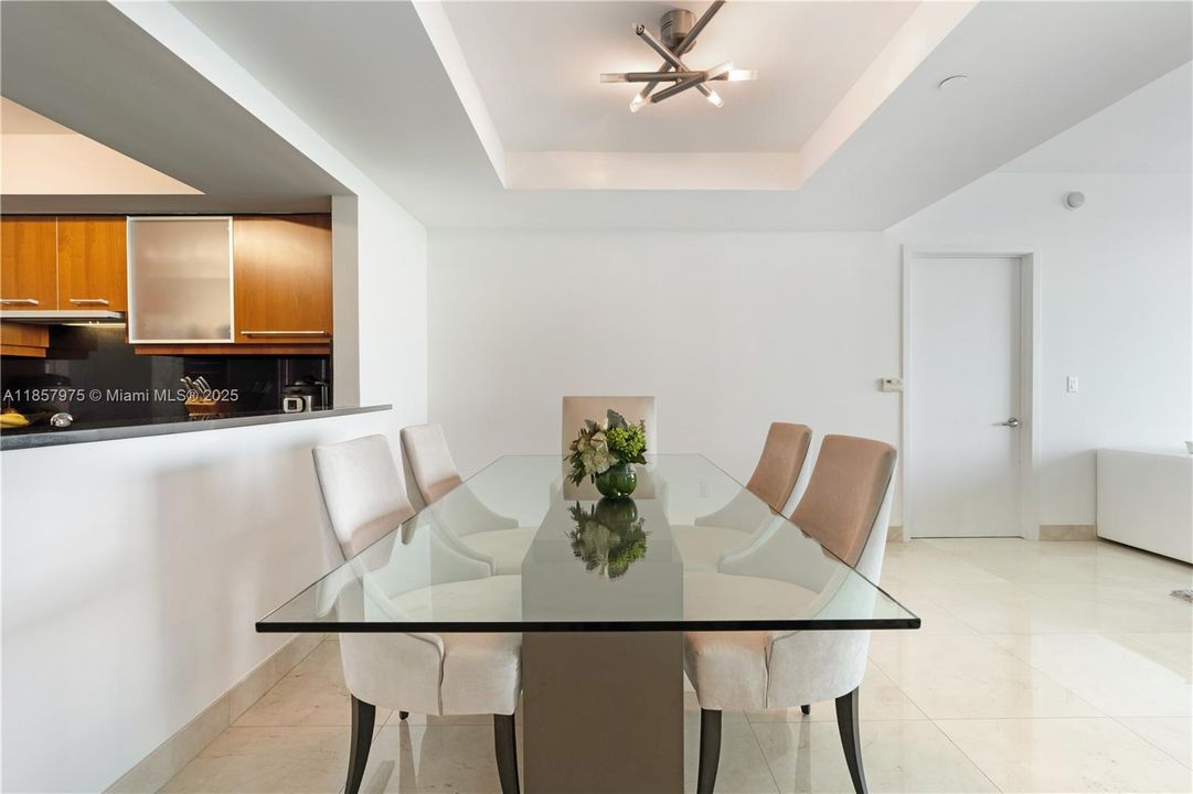 For Sale: $1,795,000 (2 beds, 3 baths, 1730 Square Feet)