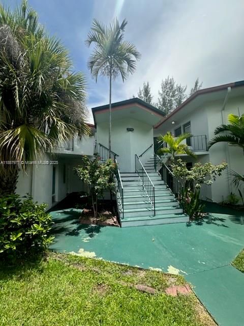 Active With Contract: $125,000 (1 beds, 1 baths, 660 Square Feet)