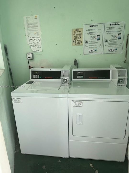 Active With Contract: $125,000 (1 beds, 1 baths, 660 Square Feet)