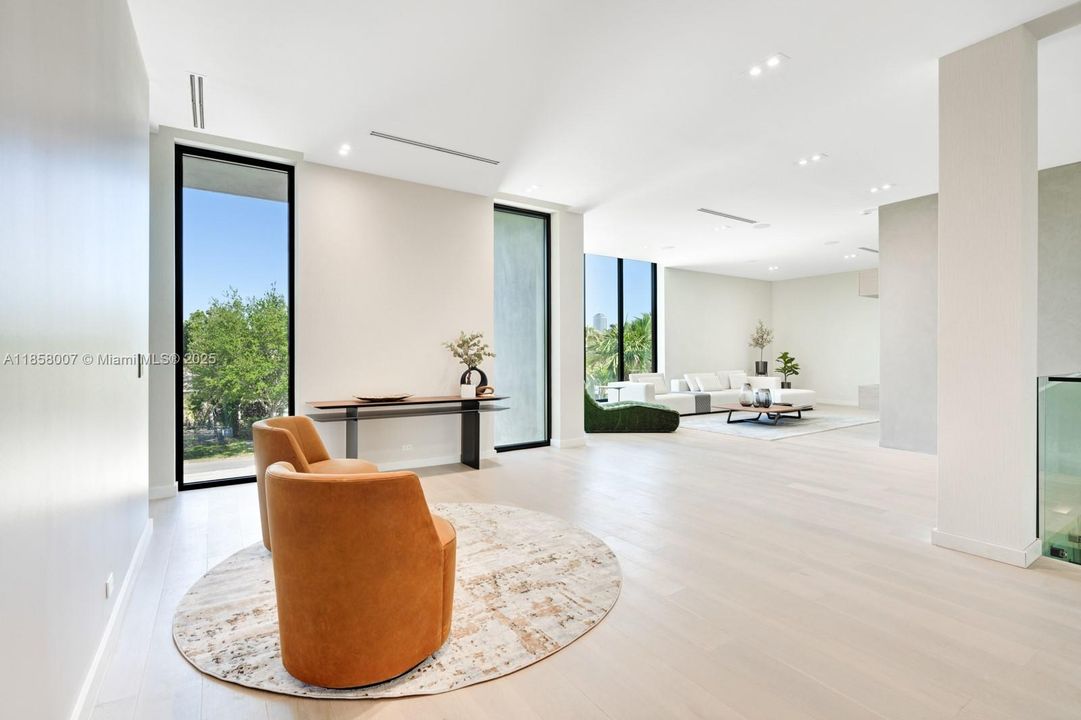 For Sale: $9,690,000 (6 beds, 6 baths, 6997 Square Feet)