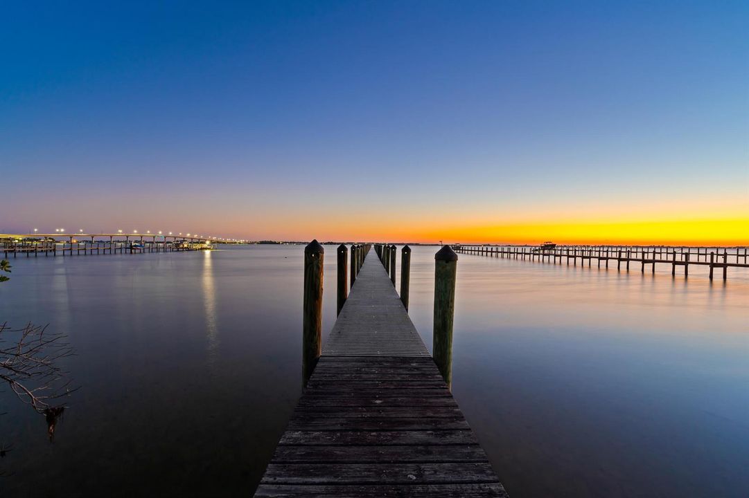 Dock