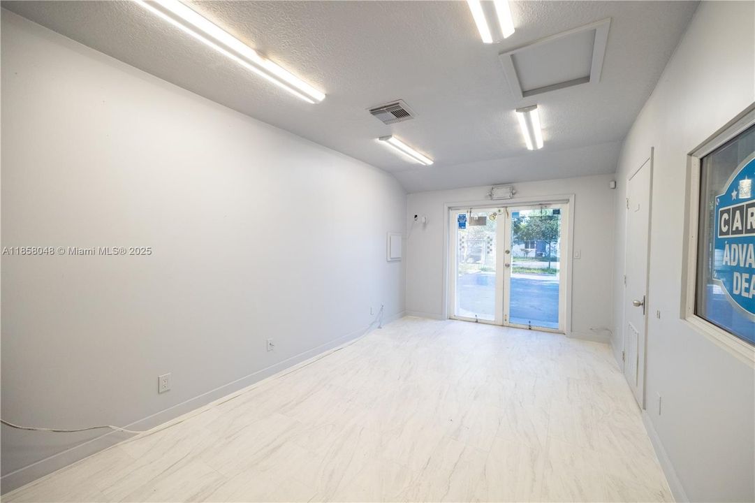 Recently Rented: $7,900 (0 beds, 0 baths, 0 Square Feet)