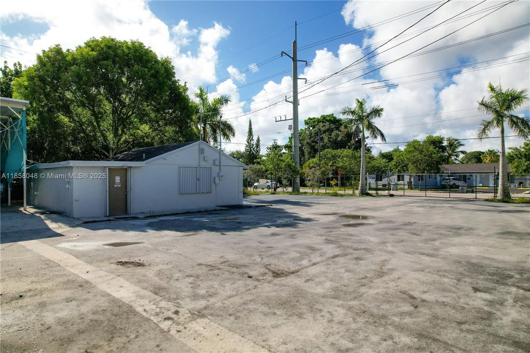 Recently Rented: $7,900 (0 beds, 0 baths, 0 Square Feet)
