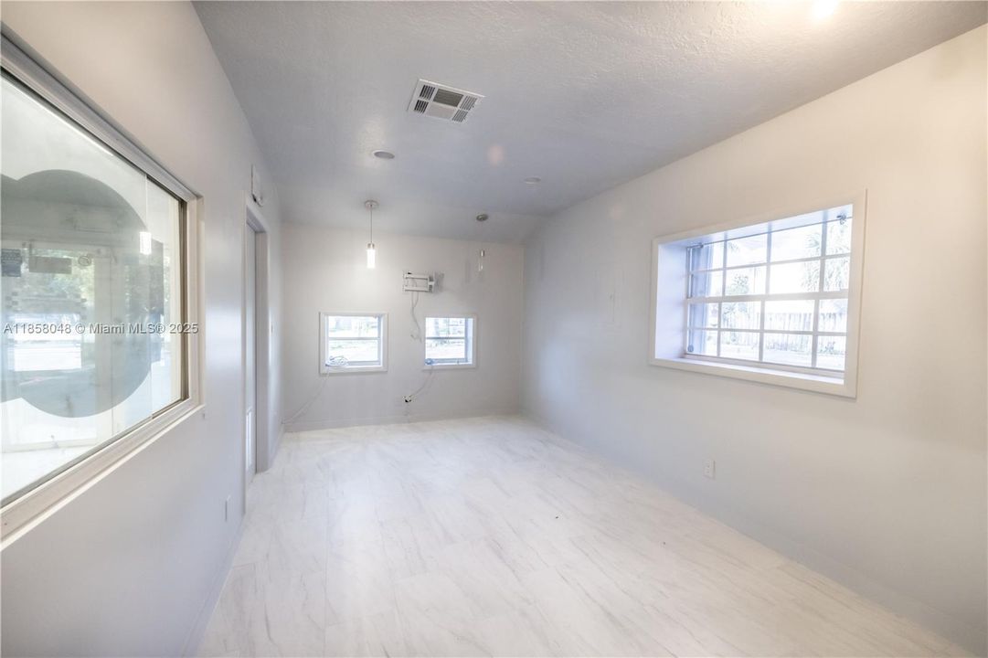 Recently Rented: $7,900 (0 beds, 0 baths, 0 Square Feet)