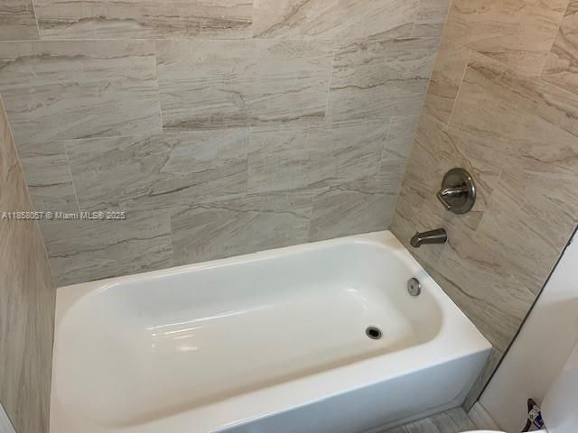 待售: $315,000 (4 贝兹, 2 浴室, 1750 平方英尺)