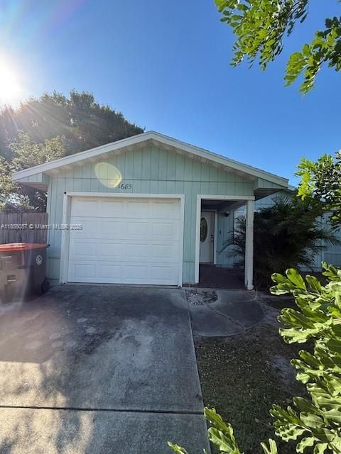 待售: $315,000 (4 贝兹, 2 浴室, 1750 平方英尺)