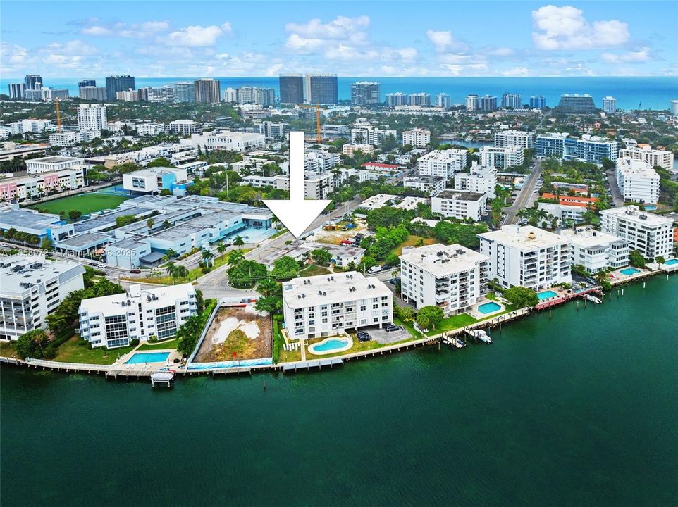 На продажу: $315,000 (1 спален, 1 ванн, 700 Квадратных фут)