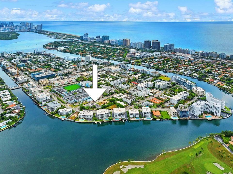 На продажу: $315,000 (1 спален, 1 ванн, 700 Квадратных фут)