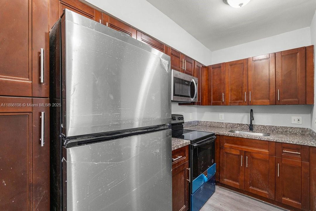 待售: $2,500,000 (0 贝兹, 0 浴室, 10224 平方英尺)