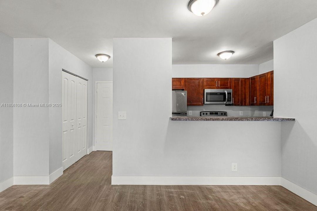 待售: $2,500,000 (0 贝兹, 0 浴室, 10224 平方英尺)