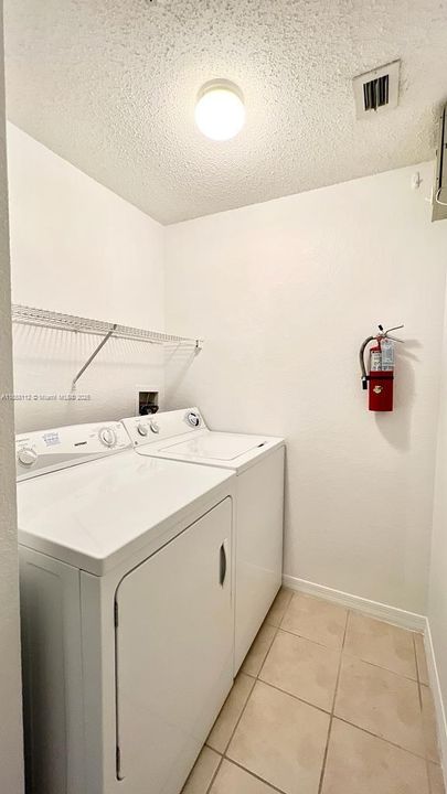 Recientemente alquilado: $2,150 (1 camas, 1 baños, 768 Pies cuadrados)