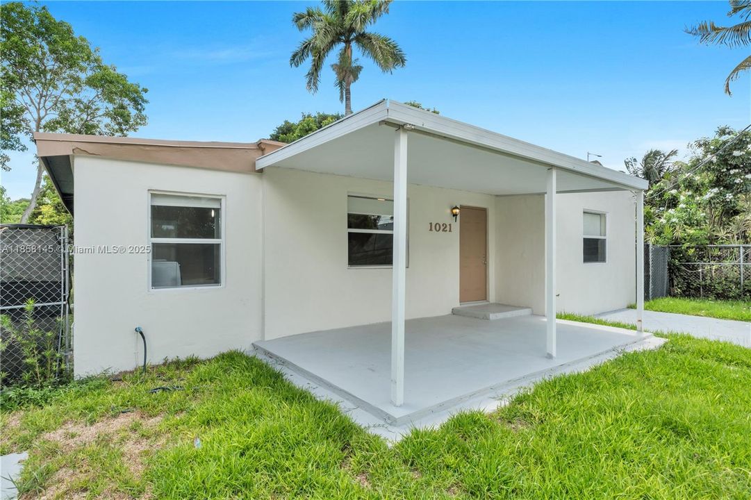 Recently Sold: $520,000 (3 beds, 1 baths, 1065 Square Feet)