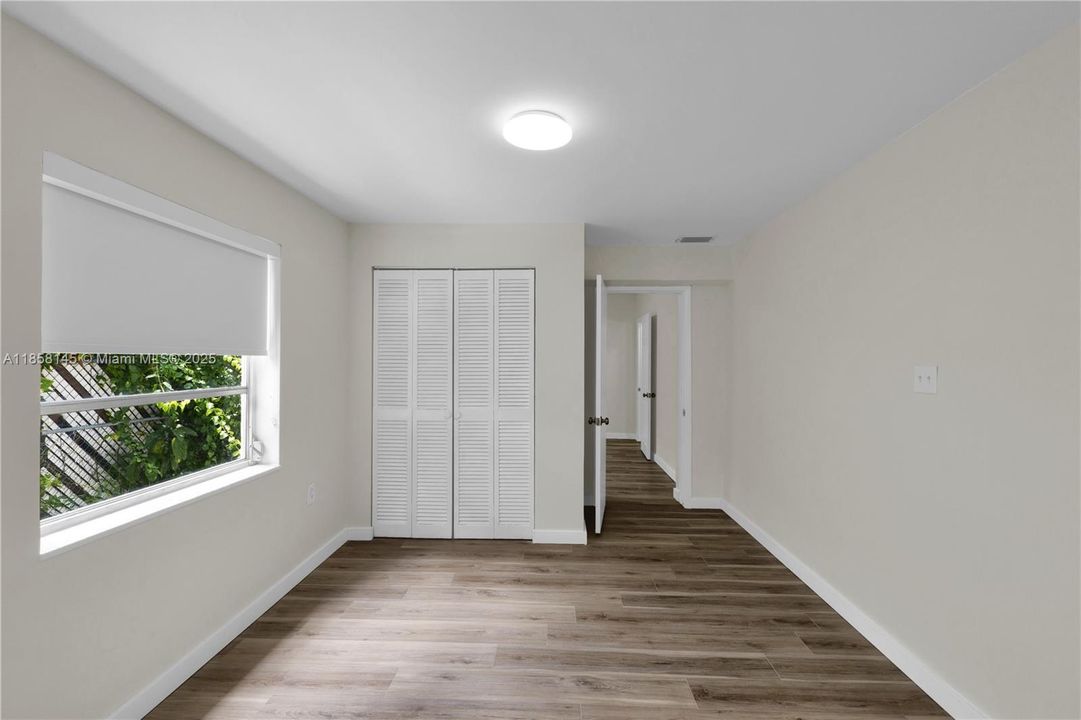 Recently Sold: $520,000 (3 beds, 1 baths, 1065 Square Feet)