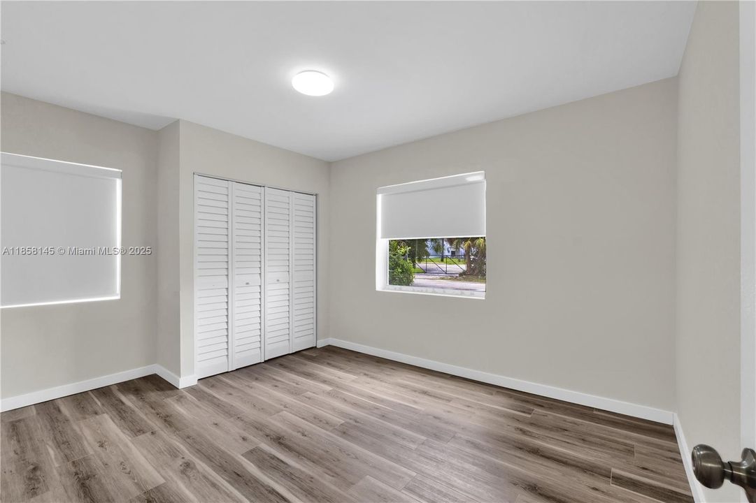 Recently Sold: $520,000 (3 beds, 1 baths, 1065 Square Feet)