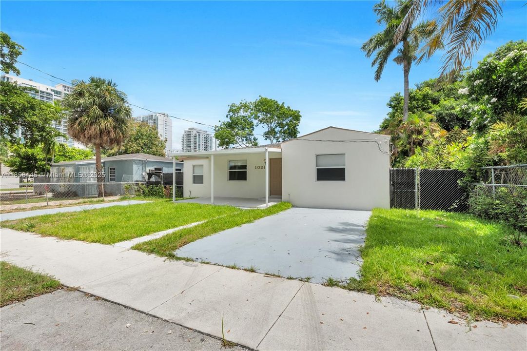 Recently Sold: $520,000 (3 beds, 1 baths, 1065 Square Feet)