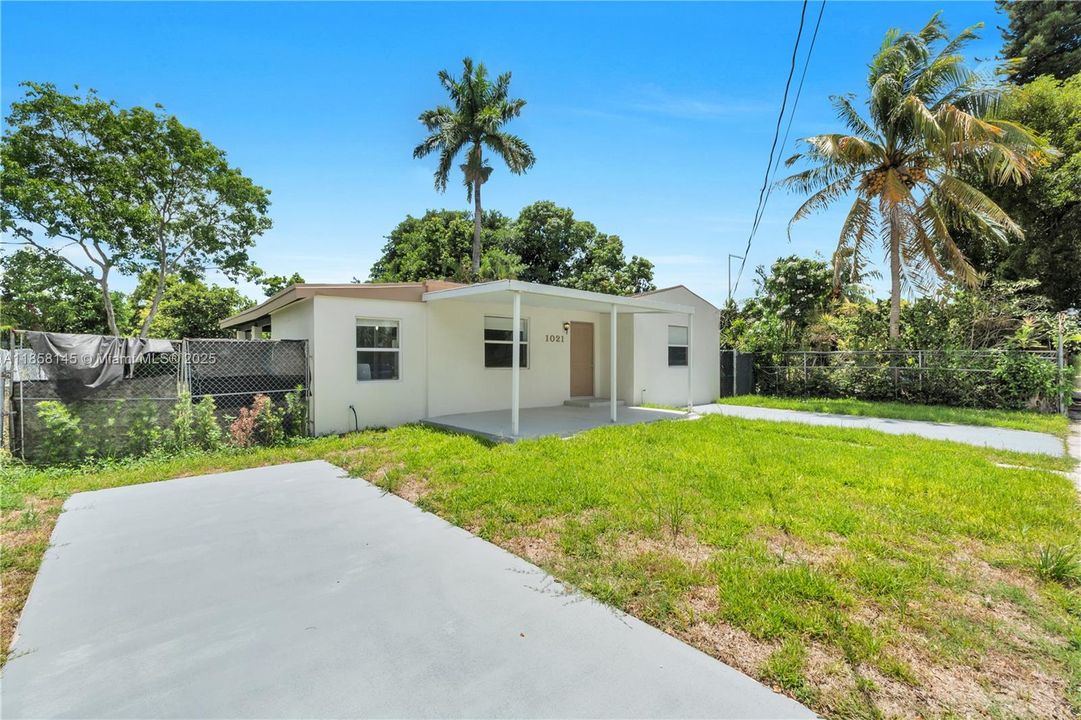 Recently Sold: $520,000 (3 beds, 1 baths, 1065 Square Feet)