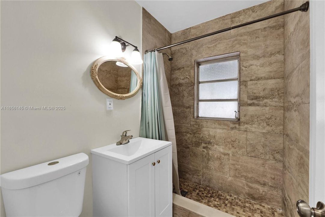 Recently Sold: $520,000 (3 beds, 1 baths, 1065 Square Feet)