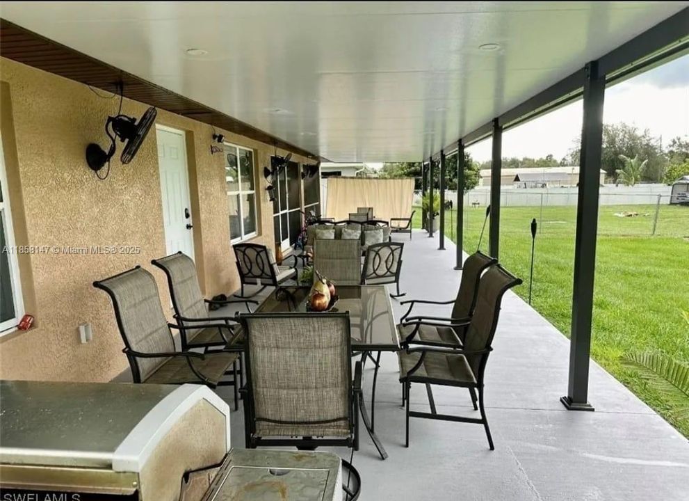 На продажу: $360,000 (3 спален, 2 ванн, 1653 Квадратных фут)