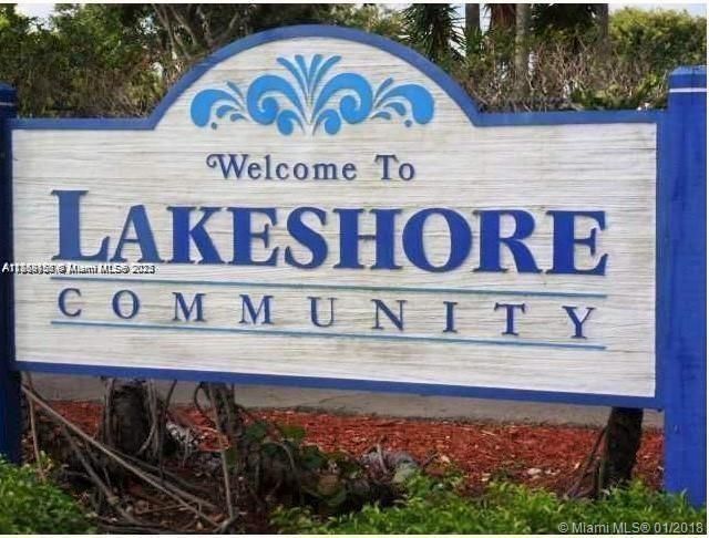 For Sale: $215,000 (2 beds, 1 baths, 863 Square Feet)