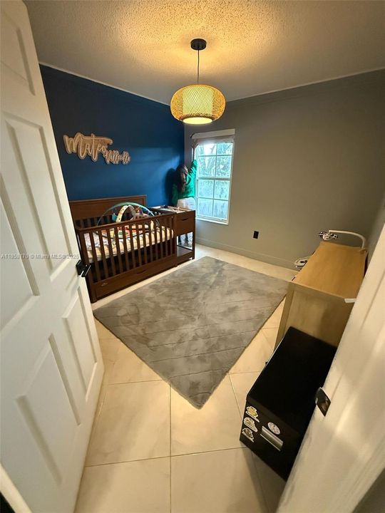 最近售出: $315,000 (3 贝兹, 2 浴室, 1160 平方英尺)