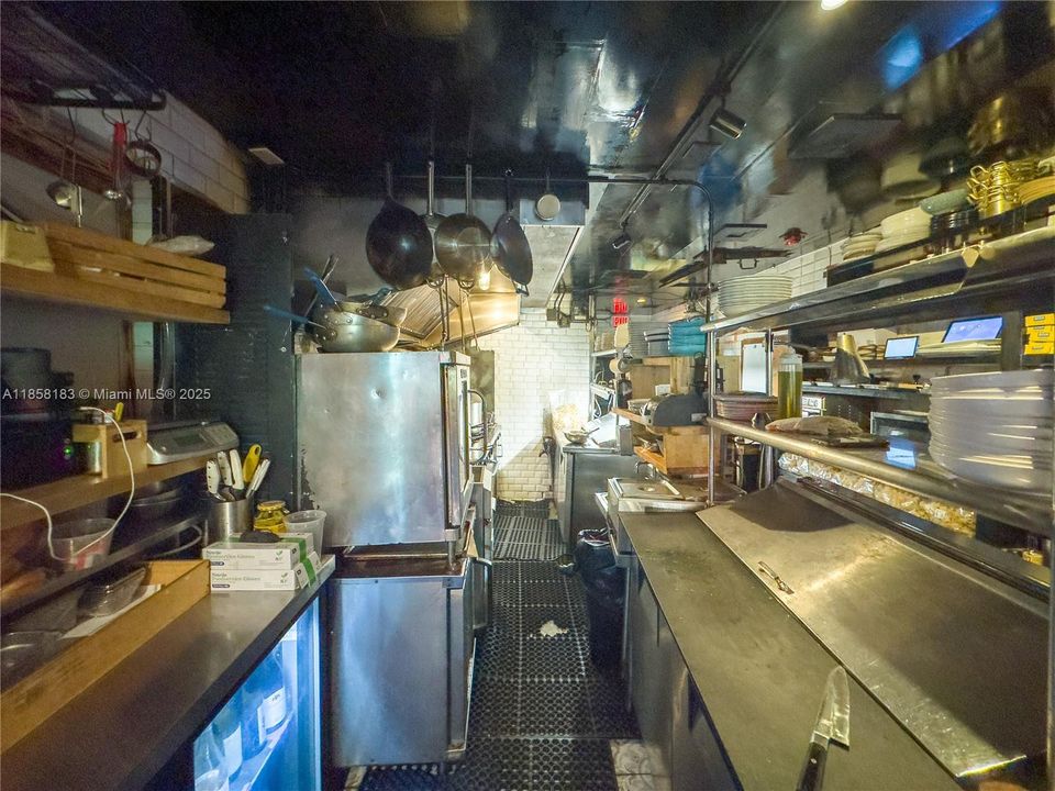 待售: $1,700,000 (0 贝兹, 0 浴室, 0 平方英尺)