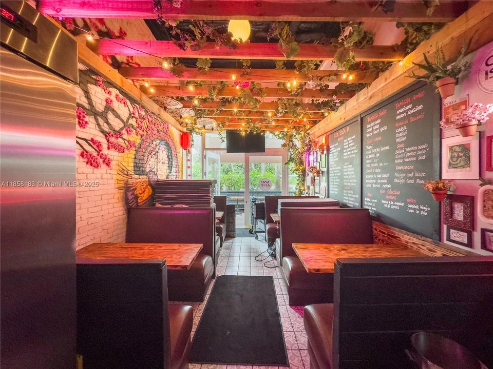 待售: $1,700,000 (0 贝兹, 0 浴室, 0 平方英尺)