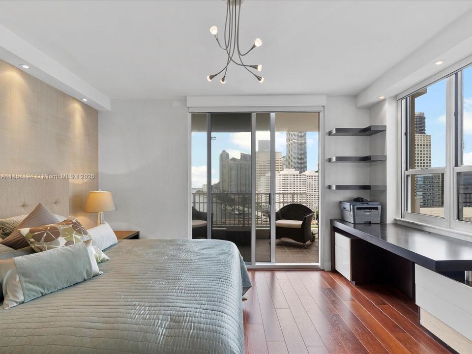 For Sale: $1,300,000 (3 beds, 2 baths, 1719 Square Feet)