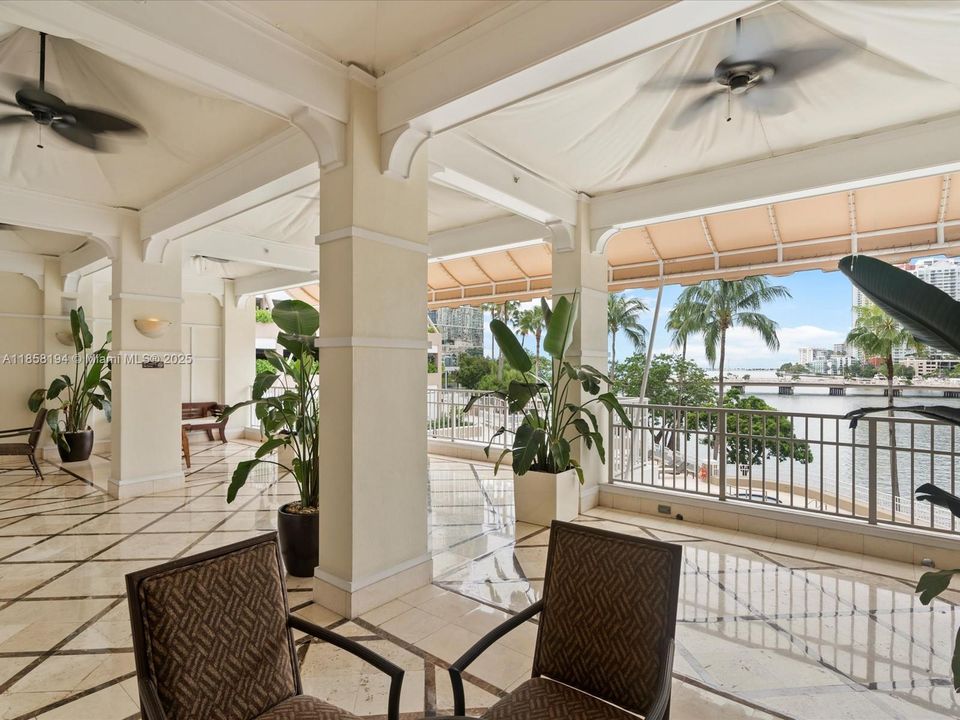 For Sale: $1,300,000 (3 beds, 2 baths, 1719 Square Feet)