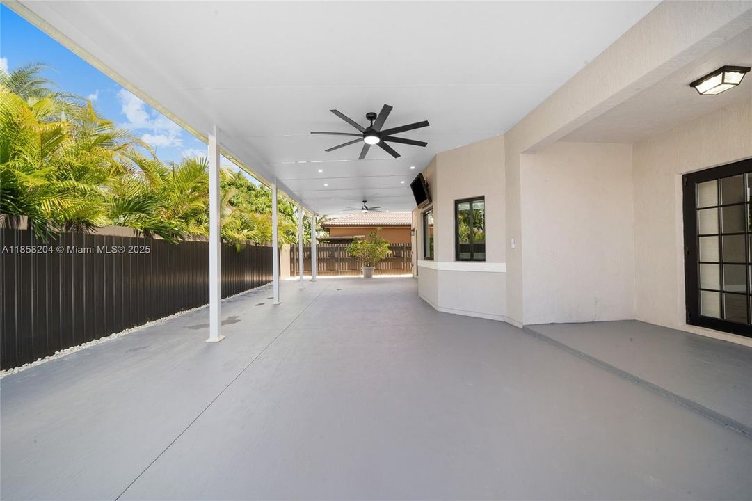 最近租的: $3,500 (4 贝兹, 2 浴室, 2484 平方英尺)