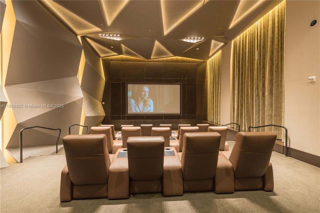 待售: $7,300,000 (4 贝兹, 6 浴室, 4609 平方英尺)